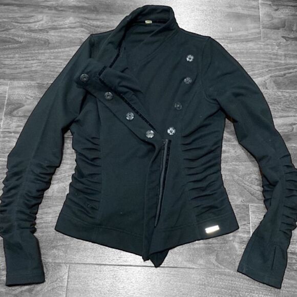 Lululemon Solace Jacket! - Picture 1 of 9